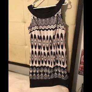 Cute sleeveless Anneeted Apparel blouse size 14